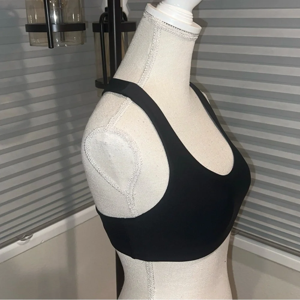 🆕ALO Yoga Airlift Advantage Racerback Sleek Black Sports Bra